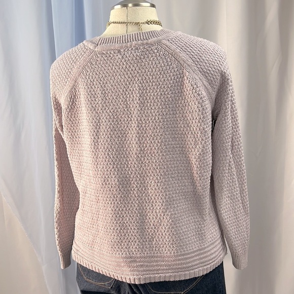 Old Navy crew neck lavender knit pullover sweater size large - Picture 2 of 8